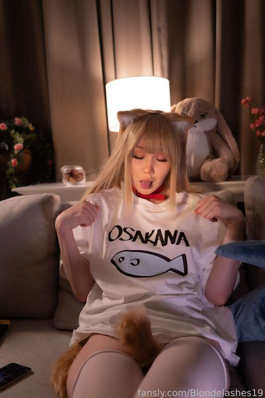 @Blondelashes19